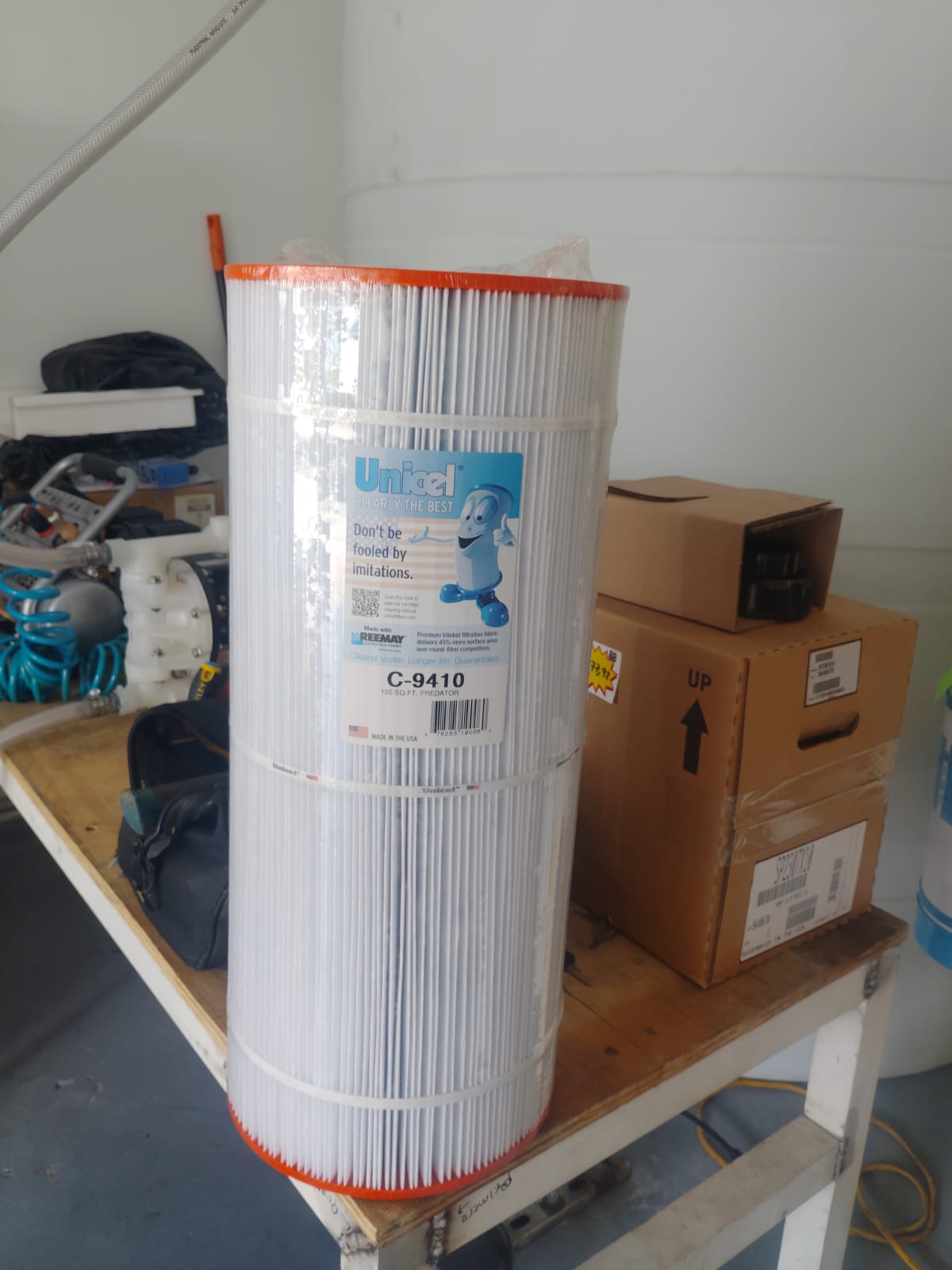 UNICEL 100 SQ. FT. CLEAN AND CLEAR PREDATOR C-9410